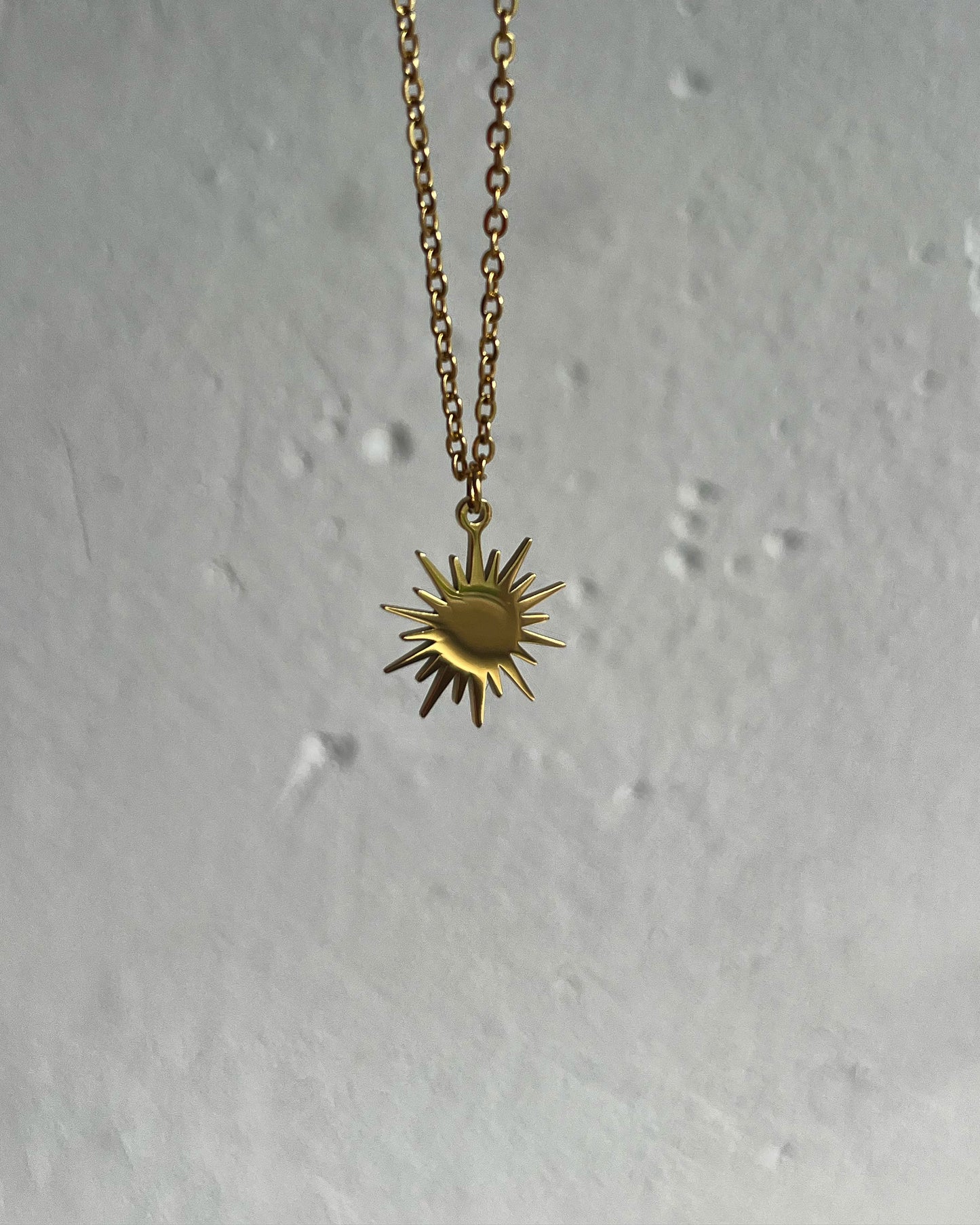 Sun shaped necklace