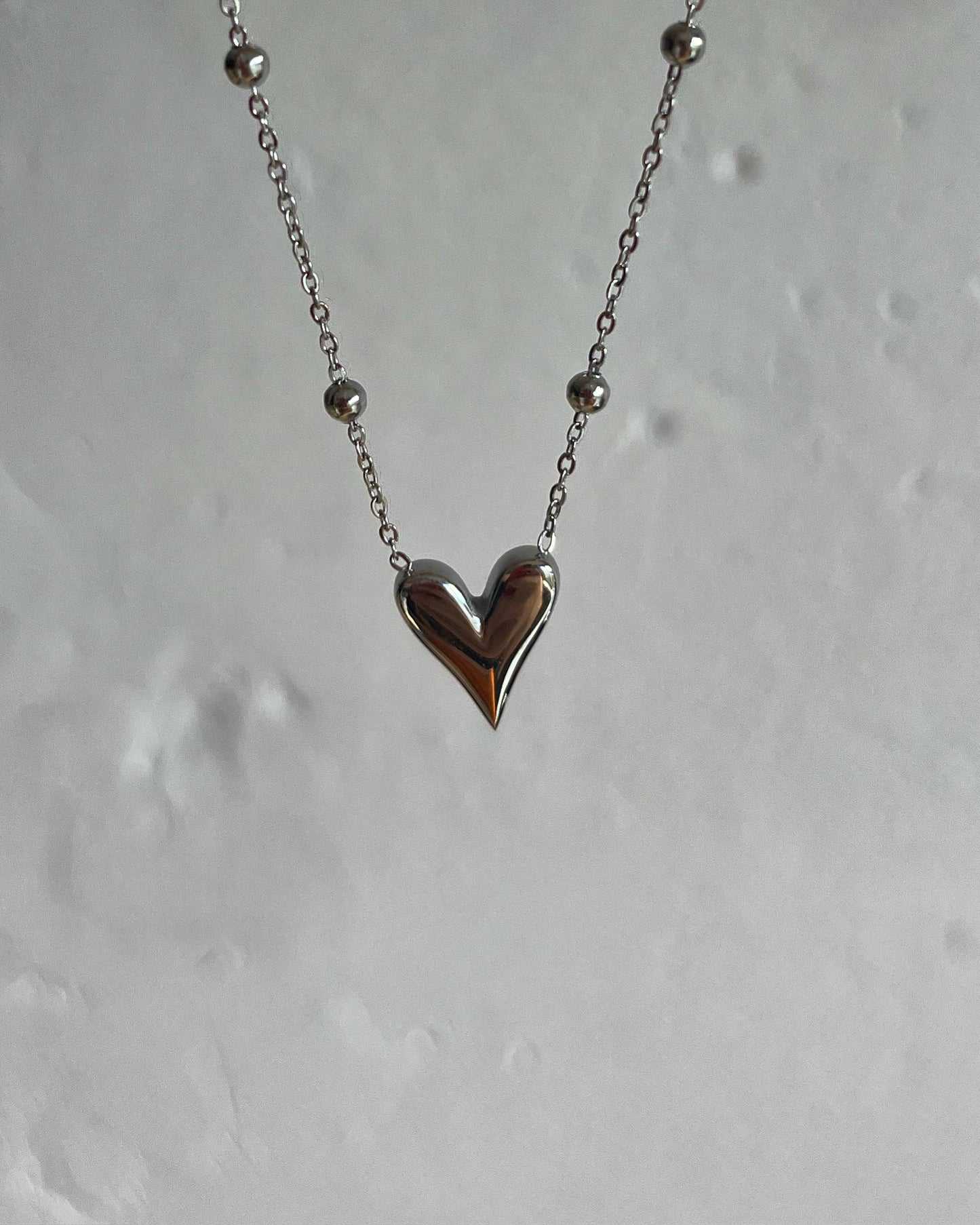 Heart shaped 18K gold